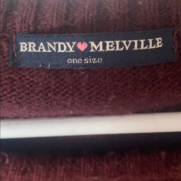 GENTLY USED Brandy Melville Sweater - Picture 3 of 4